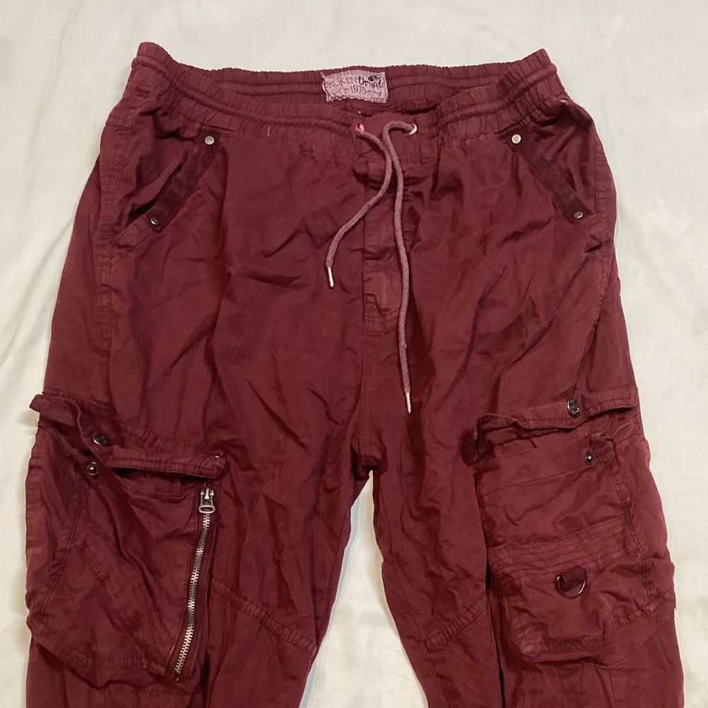 Broken Threads Pants - Picture 4 of 9